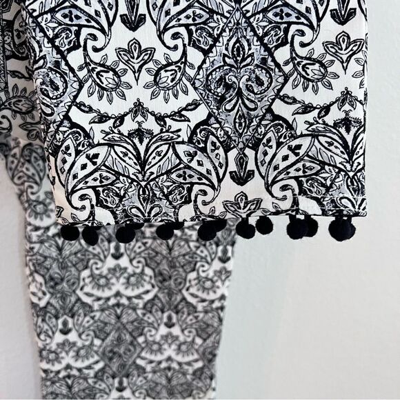 Chico's Pants Brigitte Black White Paisley Ankle Sz 0 (small 4) Pom-Pom Fringe - Picture 3 of 7
